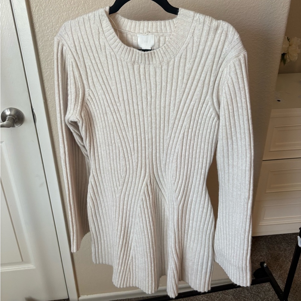 H&M Cream Ribbed Women's Sweater